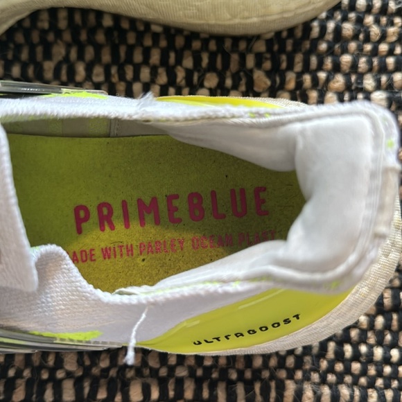 Adidas Ultra boost Primeblue - Picture 4 of 5